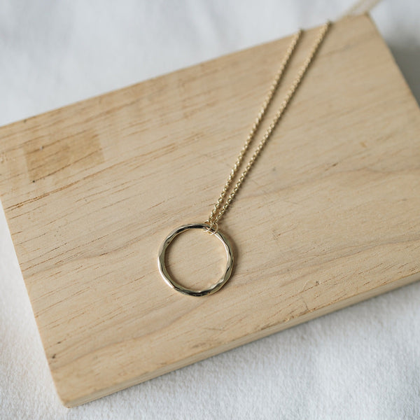 Wholesome Necklace | Gold