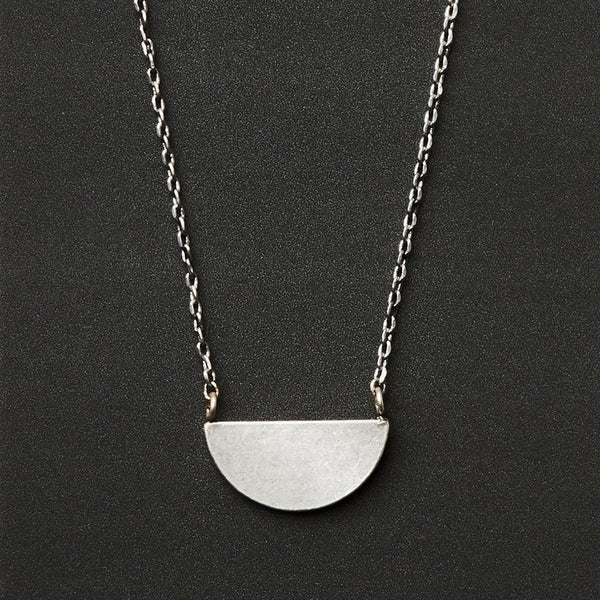 Refined Necklace Collection | Half Moon/Silver